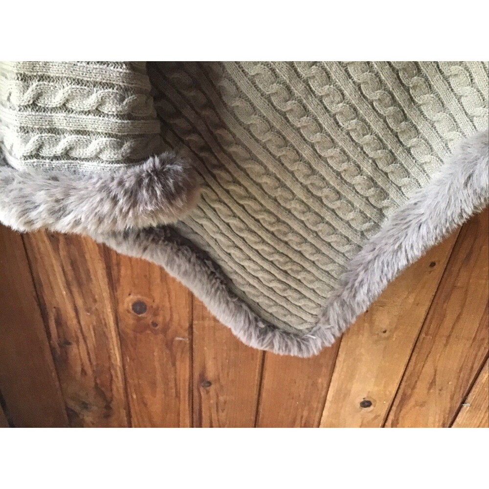 Le Moda Poncho Cape Brown Cable Knit Faux Fur Trim - Picture 3 of 6